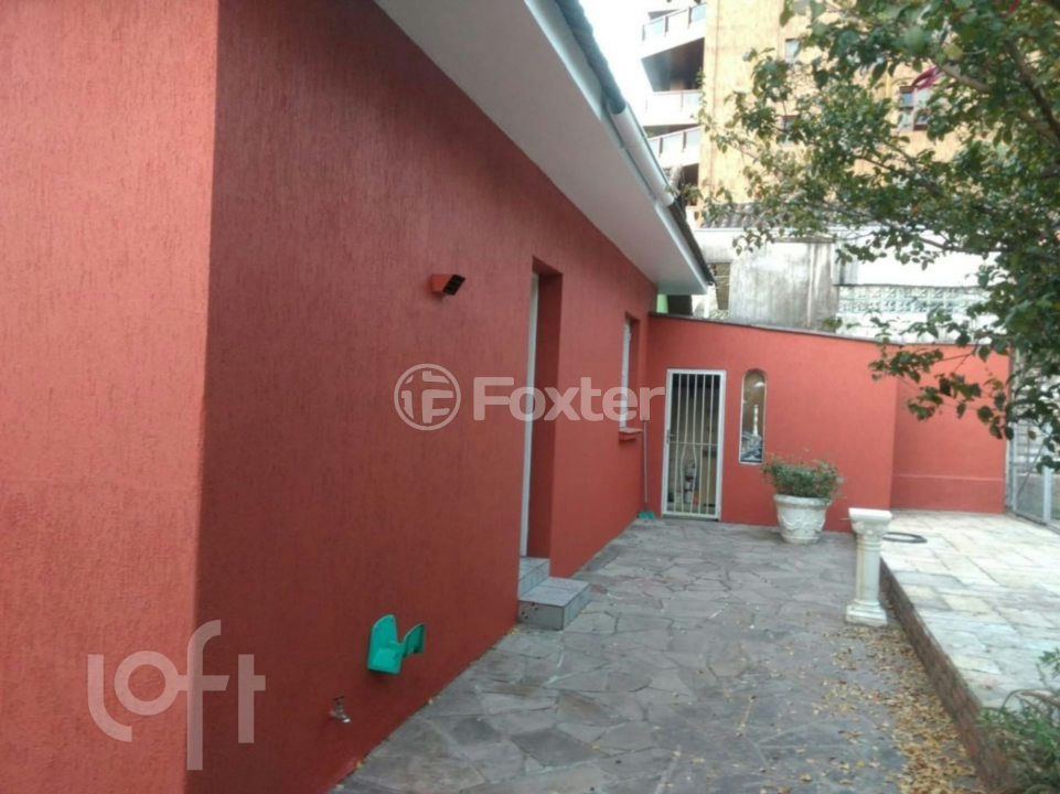 Casa à venda com 4 quartos, 435m² - Foto 1