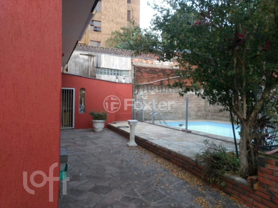 Casa à venda com 4 quartos, 435m² - Foto 2