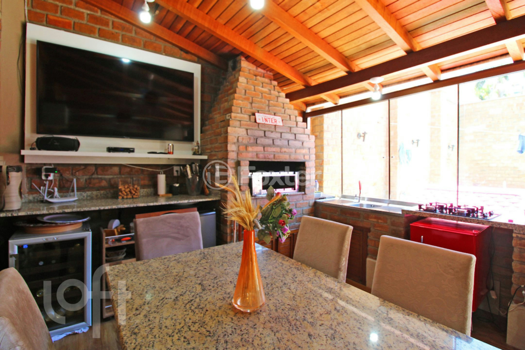 Casa à venda com 3 quartos, 340m² - Foto 8