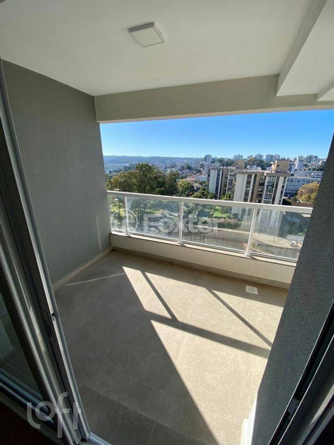 Apartamento à venda com 3 quartos, 102m² - Foto 2