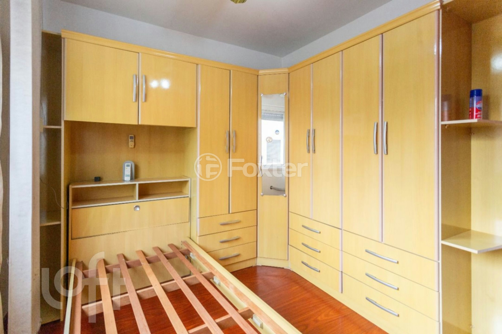 Apartamento à venda com 2 quartos, 60m² - Foto 2