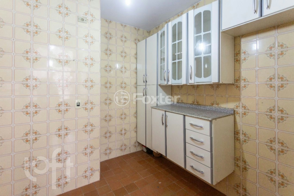 Apartamento à venda com 2 quartos, 60m² - Foto 17