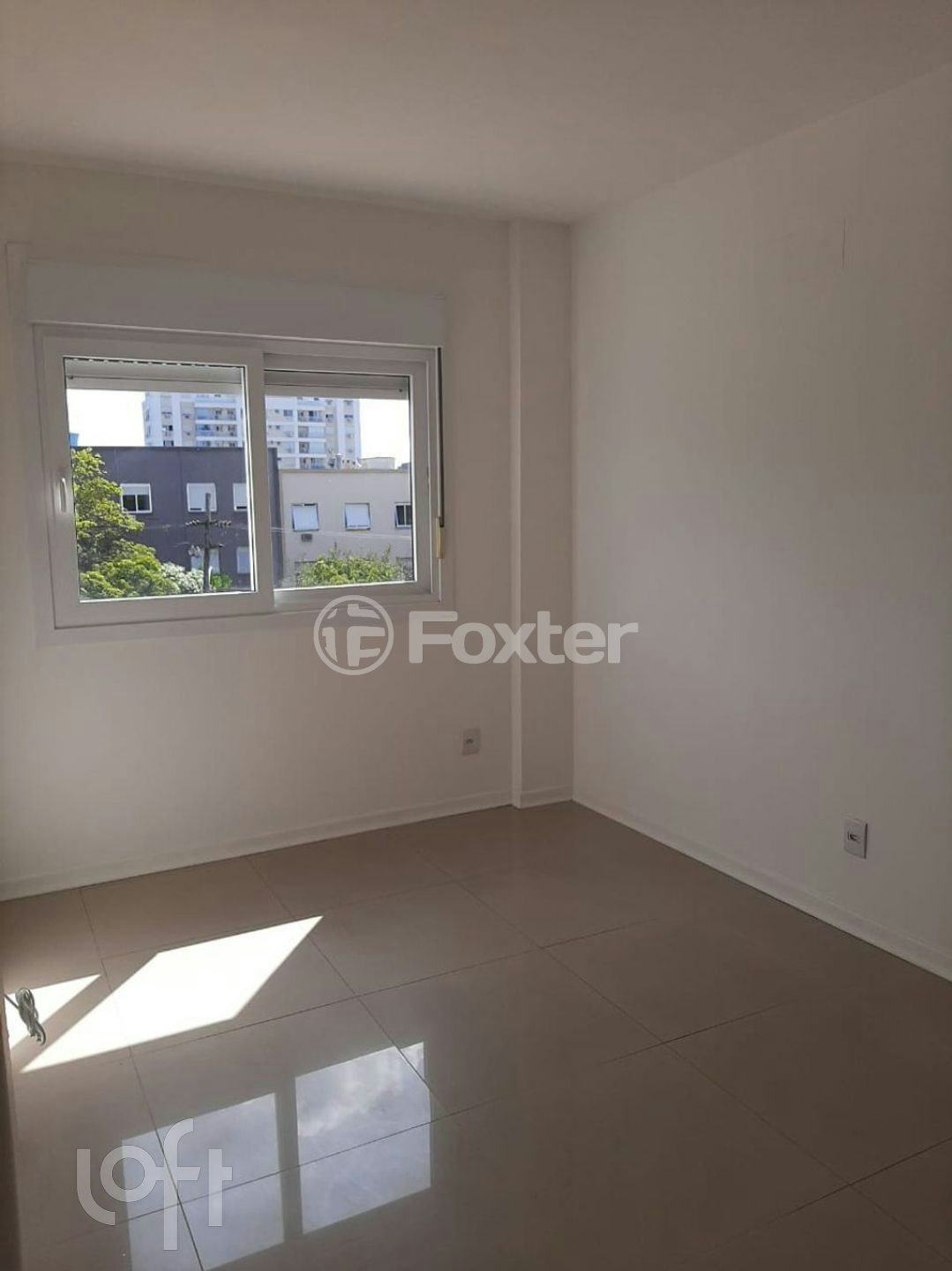 Apartamento à venda com 2 quartos, 60m² - Foto 3