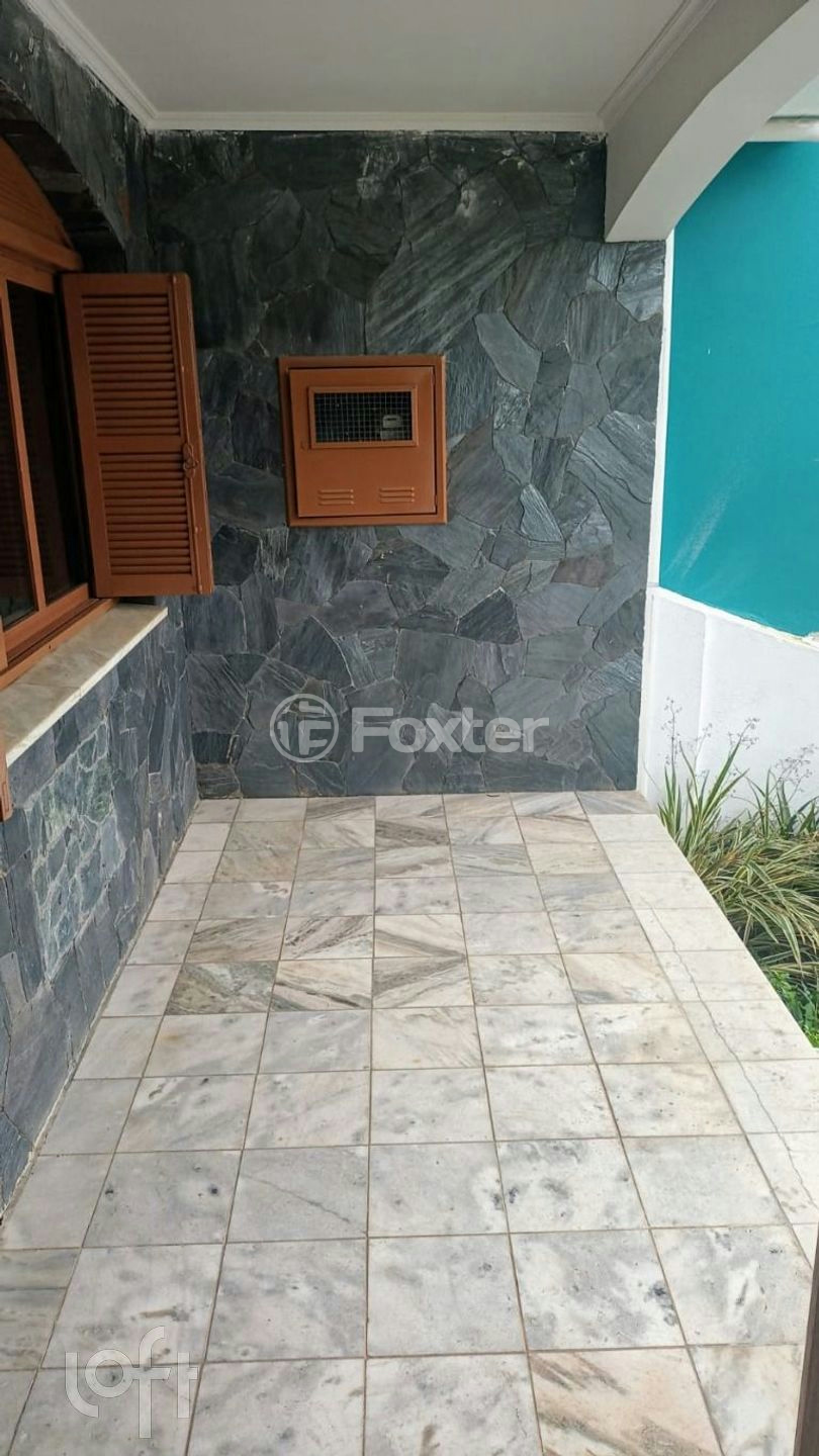 Casa à venda com 3 quartos, 170m² - Foto 2