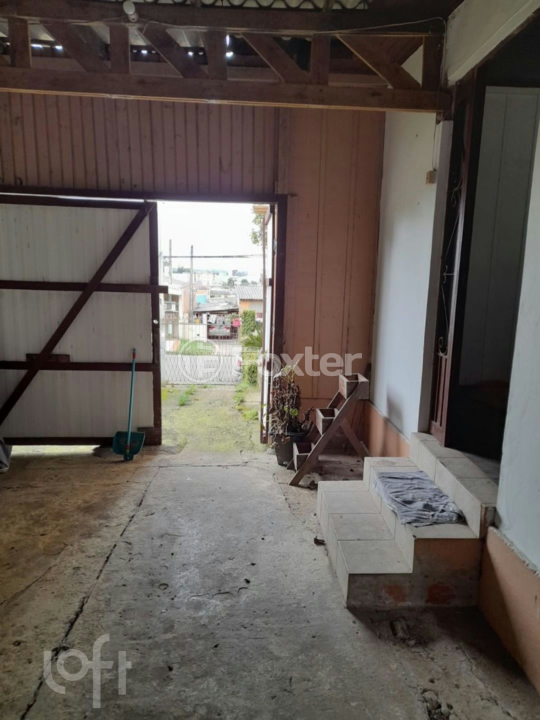 Casa à venda com 2 quartos, 100m² - Foto 3