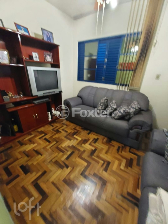 Casa à venda com 3 quartos, 146m² - Foto 1