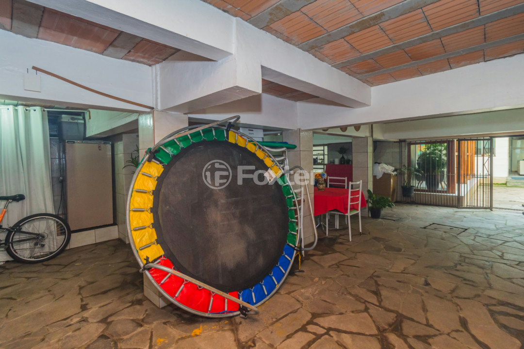 Casa à venda com 5 quartos, 163m² - Foto 38