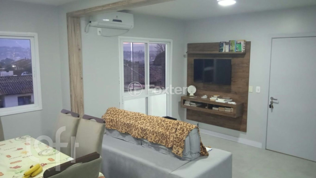 Apartamento à venda com 2 quartos, 63m² - Foto 7
