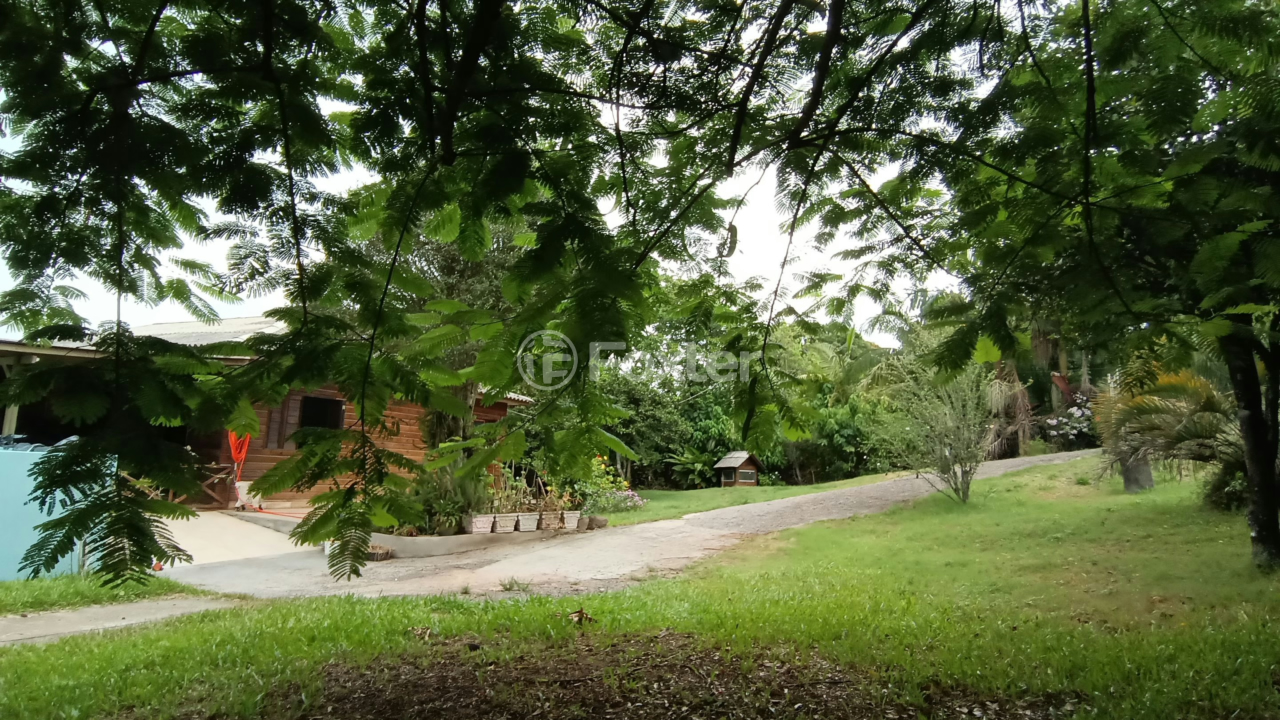 Sítio à venda com 3 quartos, 240m² - Foto 9