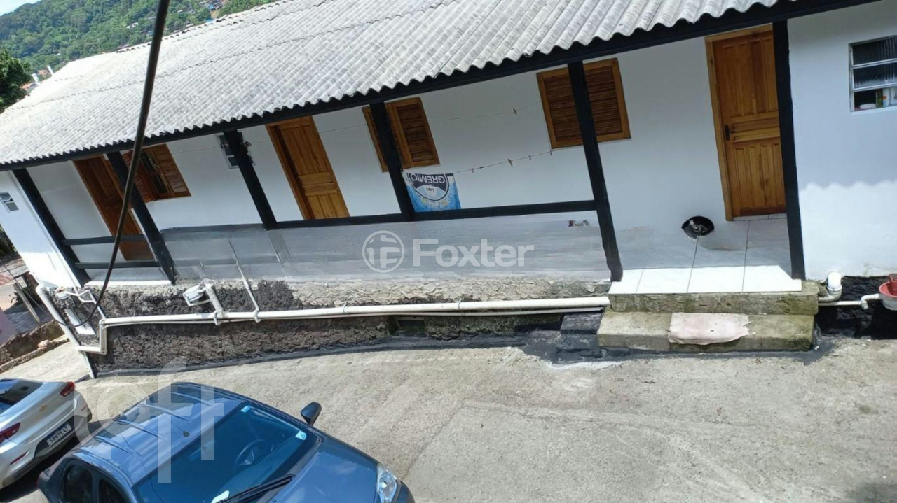 Casa à venda com 3 quartos, 65m² - Foto 11