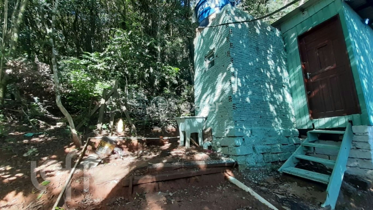 Casa à venda com 3 quartos, 65m² - Foto 27
