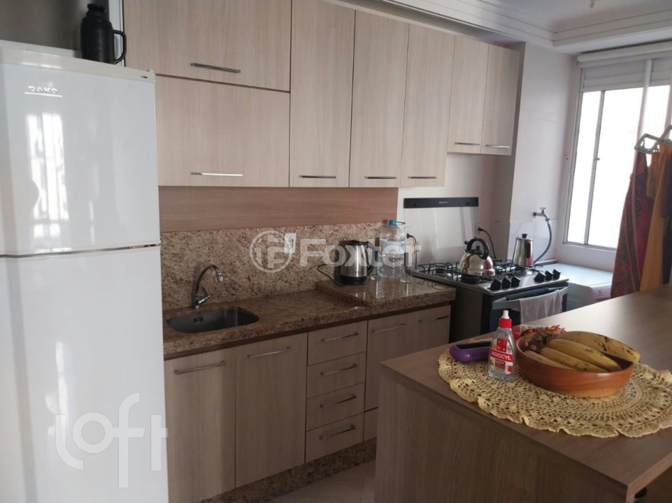 Apartamento à venda com 3 quartos, 50m² - Foto 6