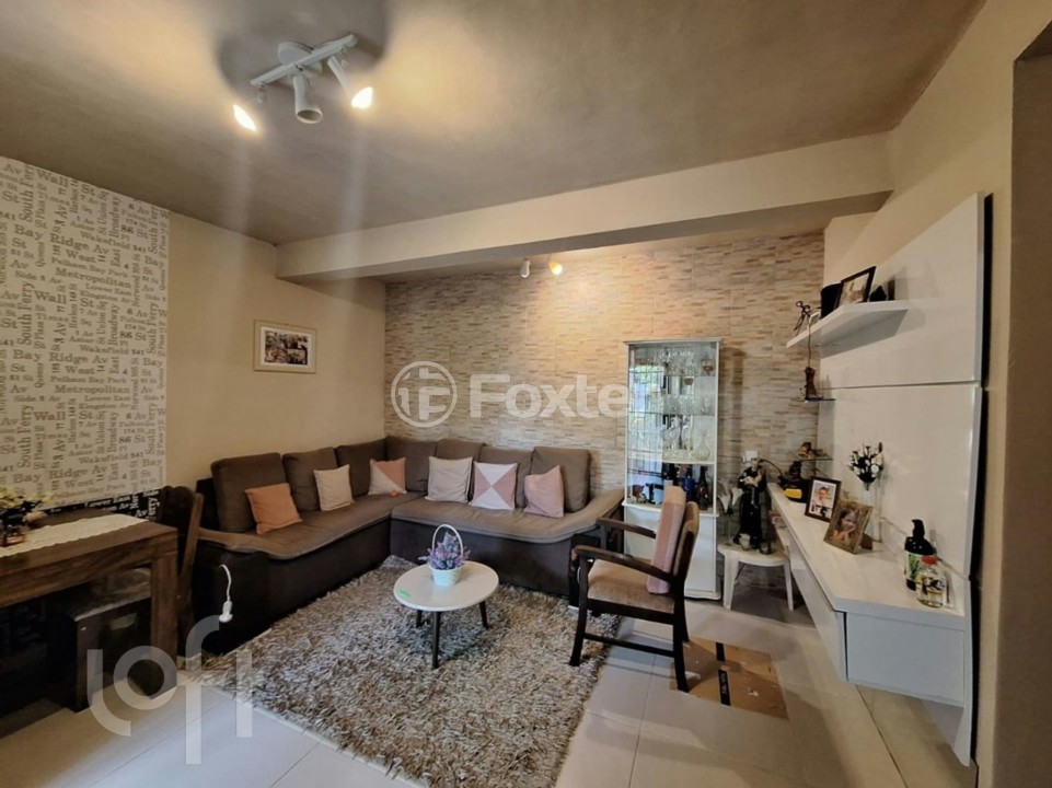 Casa à venda com 3 quartos, 160m² - Foto 4