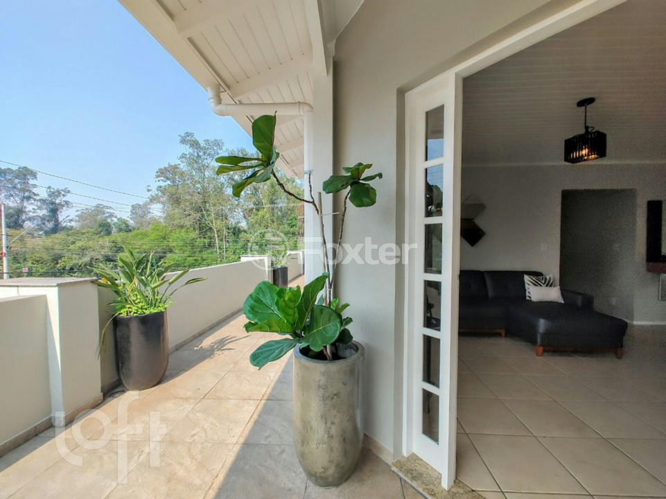 Casa à venda com 3 quartos, 367m² - Foto 5