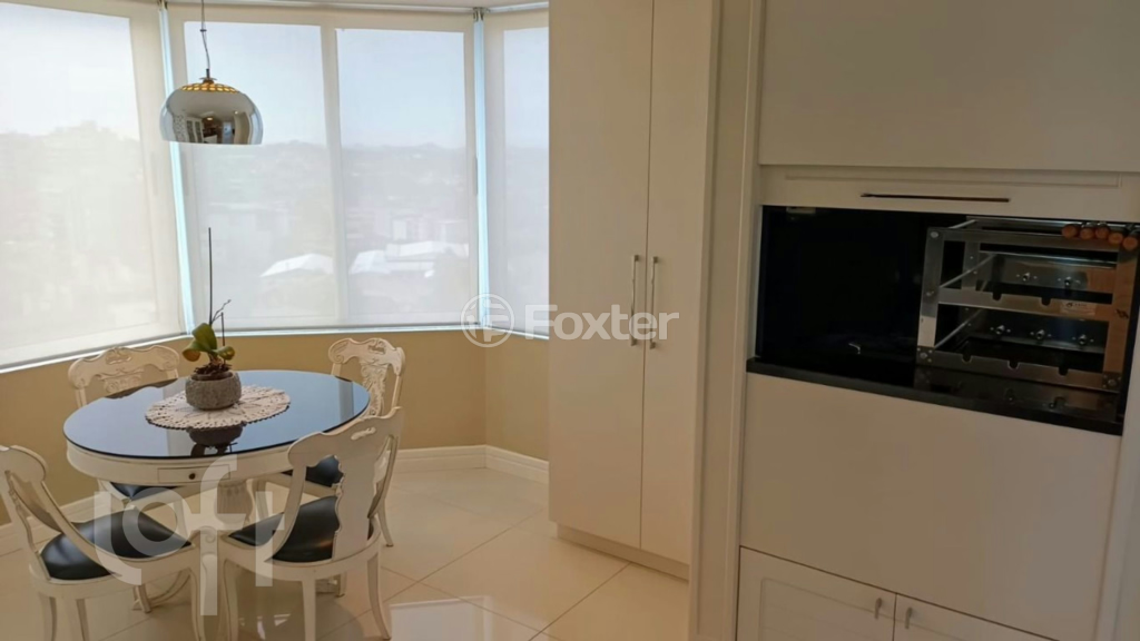 Apartamento à venda com 3 quartos, 179m² - Foto 11