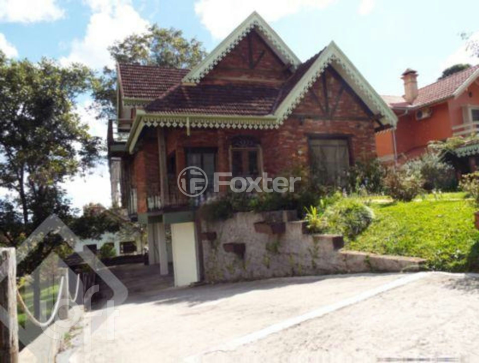 Casa de Condomínio à venda com 4 quartos, 306m² - Foto 3