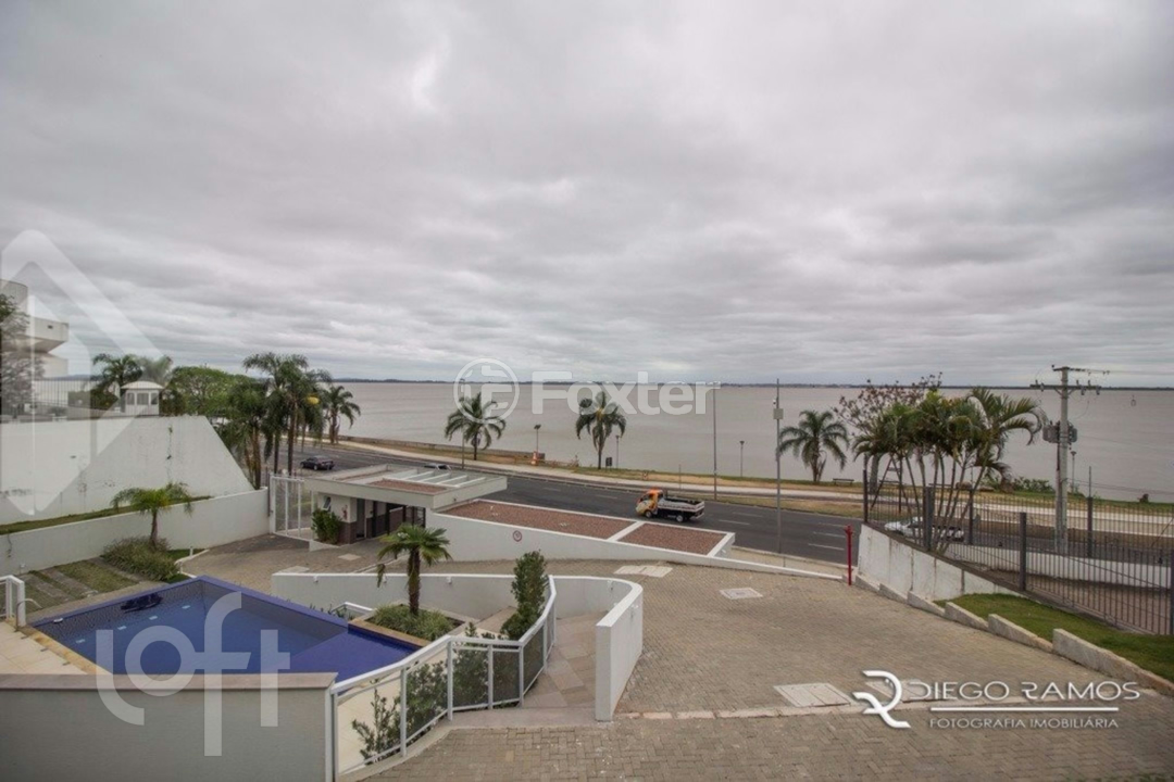 Casa de Condomínio à venda com 3 quartos, 254m² - Foto 3