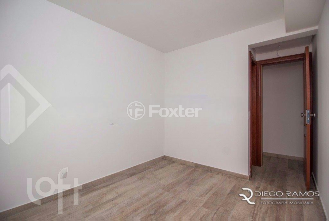 Casa de Condomínio à venda com 3 quartos, 254m² - Foto 25