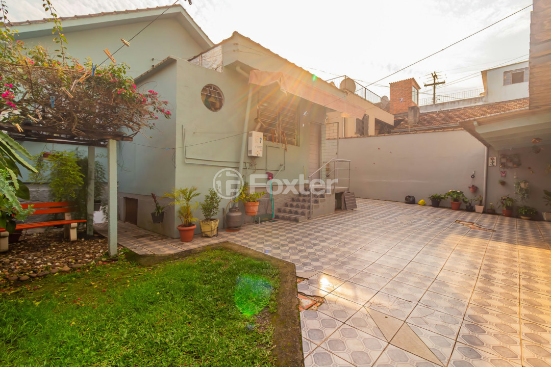 Casa à venda com 3 quartos, 123m² - Foto 31