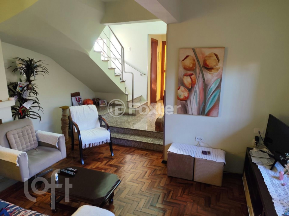 Casa à venda com 3 quartos, 220m² - Foto 2