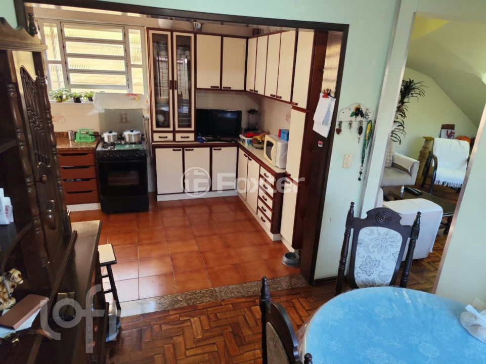 Casa à venda com 3 quartos, 220m² - Foto 8