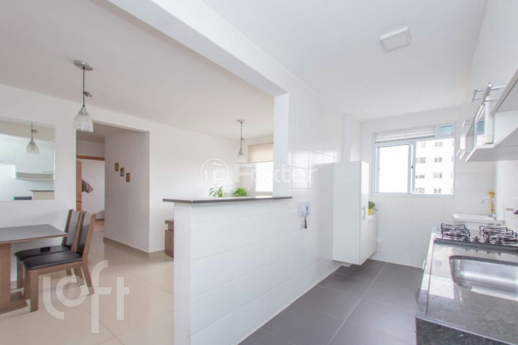 Apartamento à venda com 2 quartos, 60m² - Foto 1