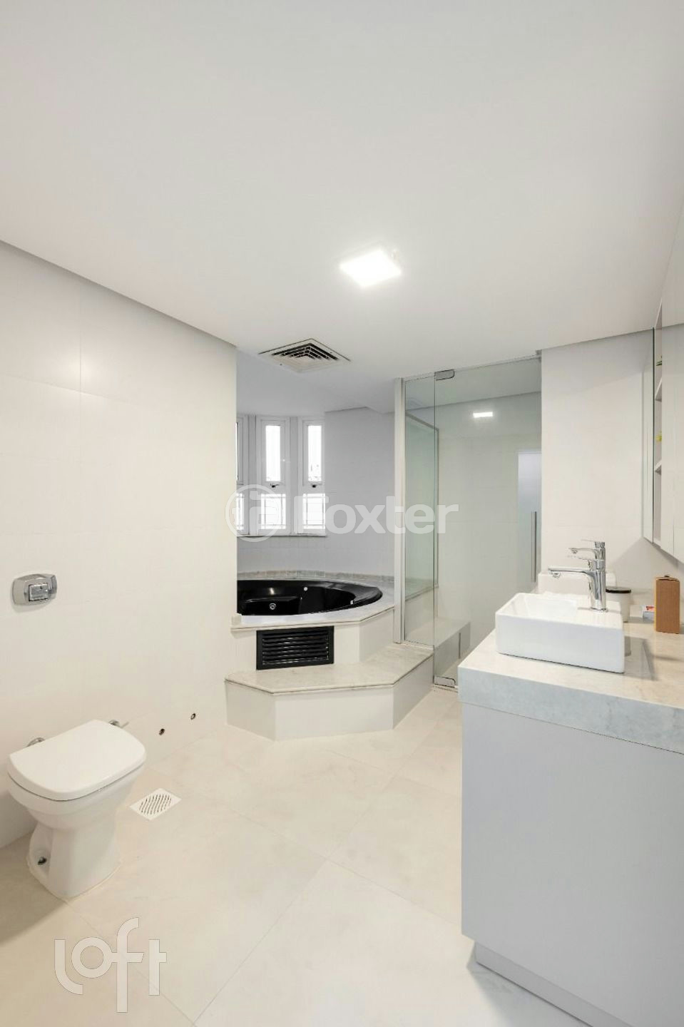 Apartamento à venda com 3 quartos, 271m² - Foto 13