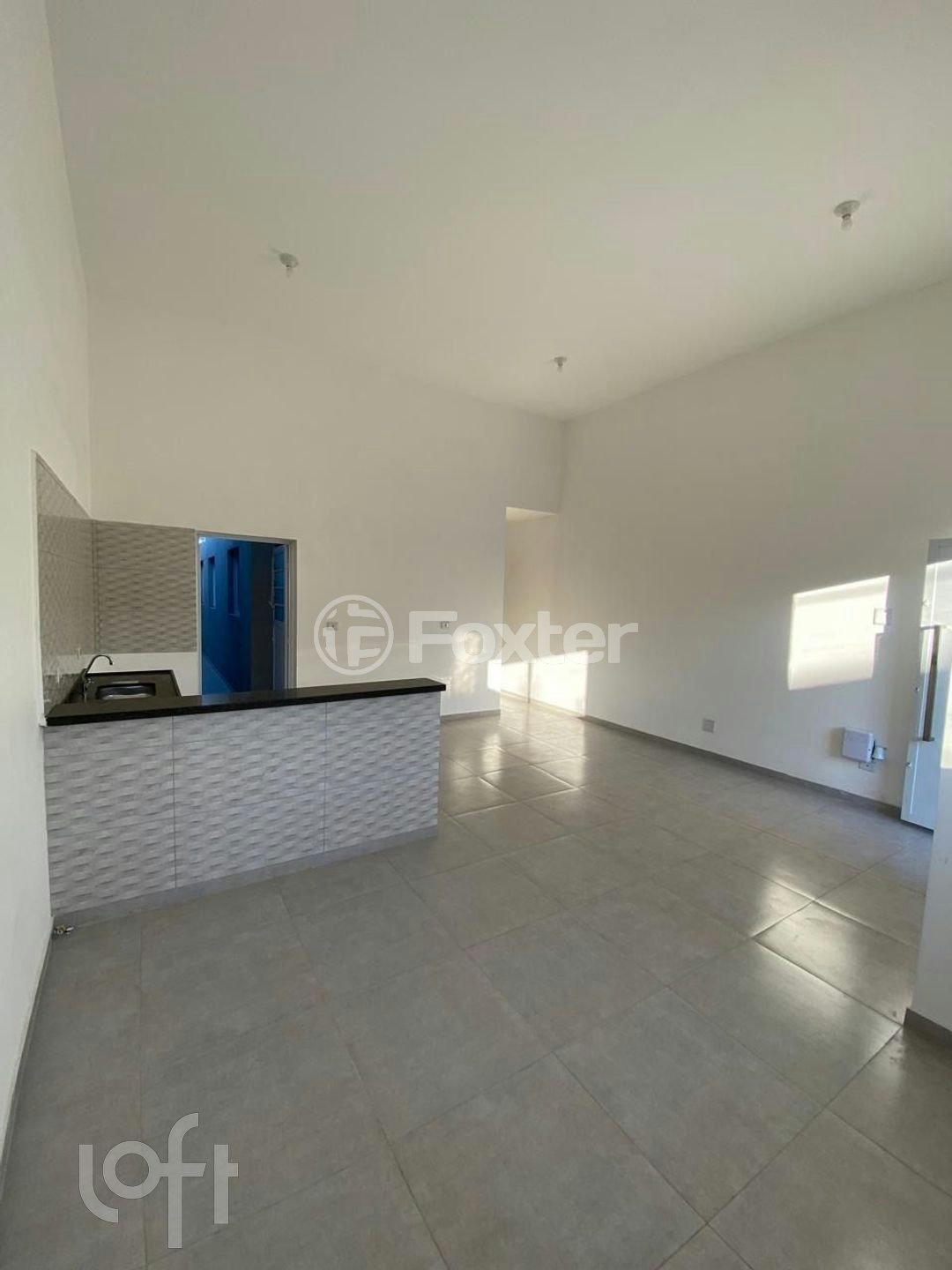 Casa à venda com 3 quartos, 83m² - Foto 2