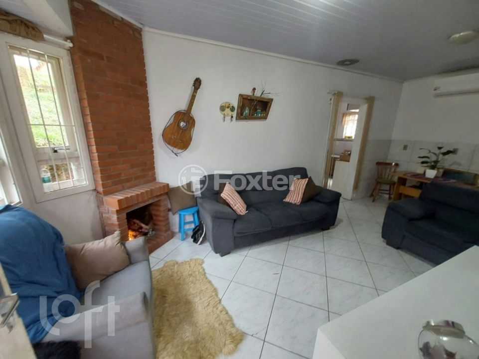 Casa à venda com 2 quartos, 85m² - Foto 1