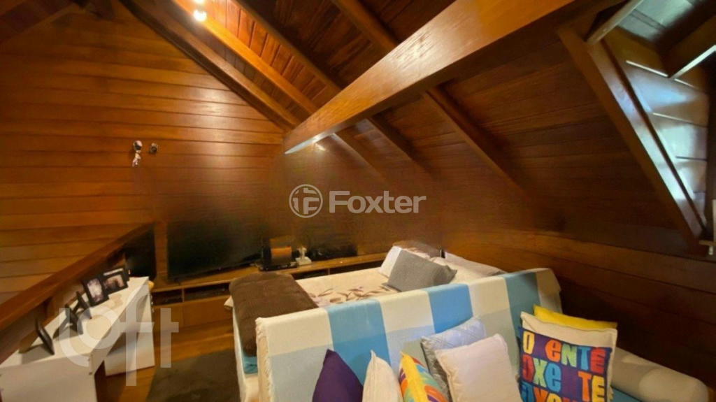 Casa à venda com 5 quartos, 132m² - Foto 26