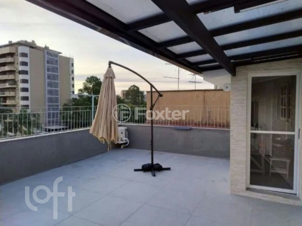Cobertura à venda com 3 quartos, 250m² - Foto 2