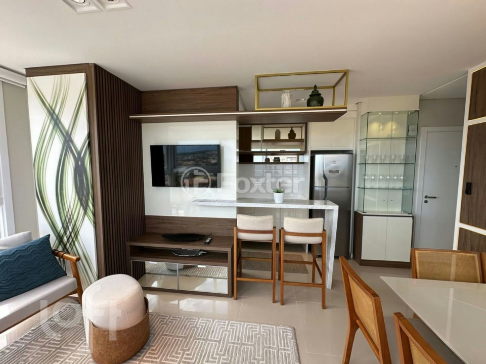Apartamento à venda com 3 quartos, 96m² - Foto 2