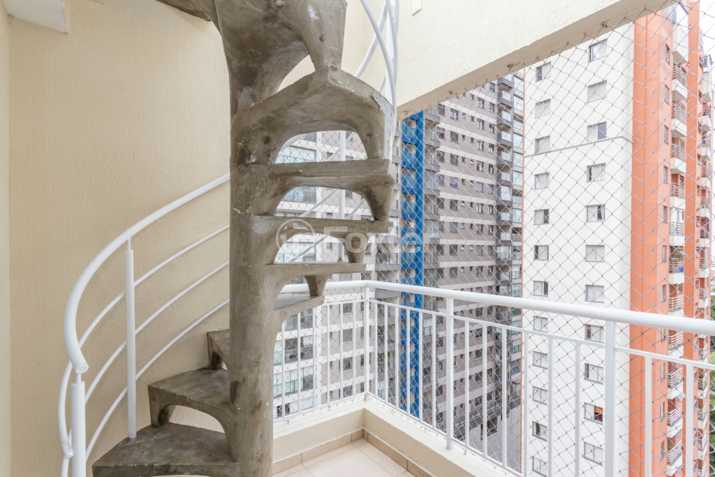 Cobertura à venda com 2 quartos, 112m² - Foto 6