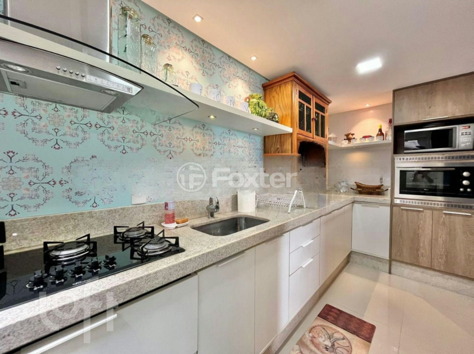 Apartamento à venda com 2 quartos, 95m² - Foto 2