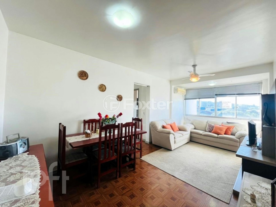 Apartamento à venda com 2 quartos, 70m² - Foto 2