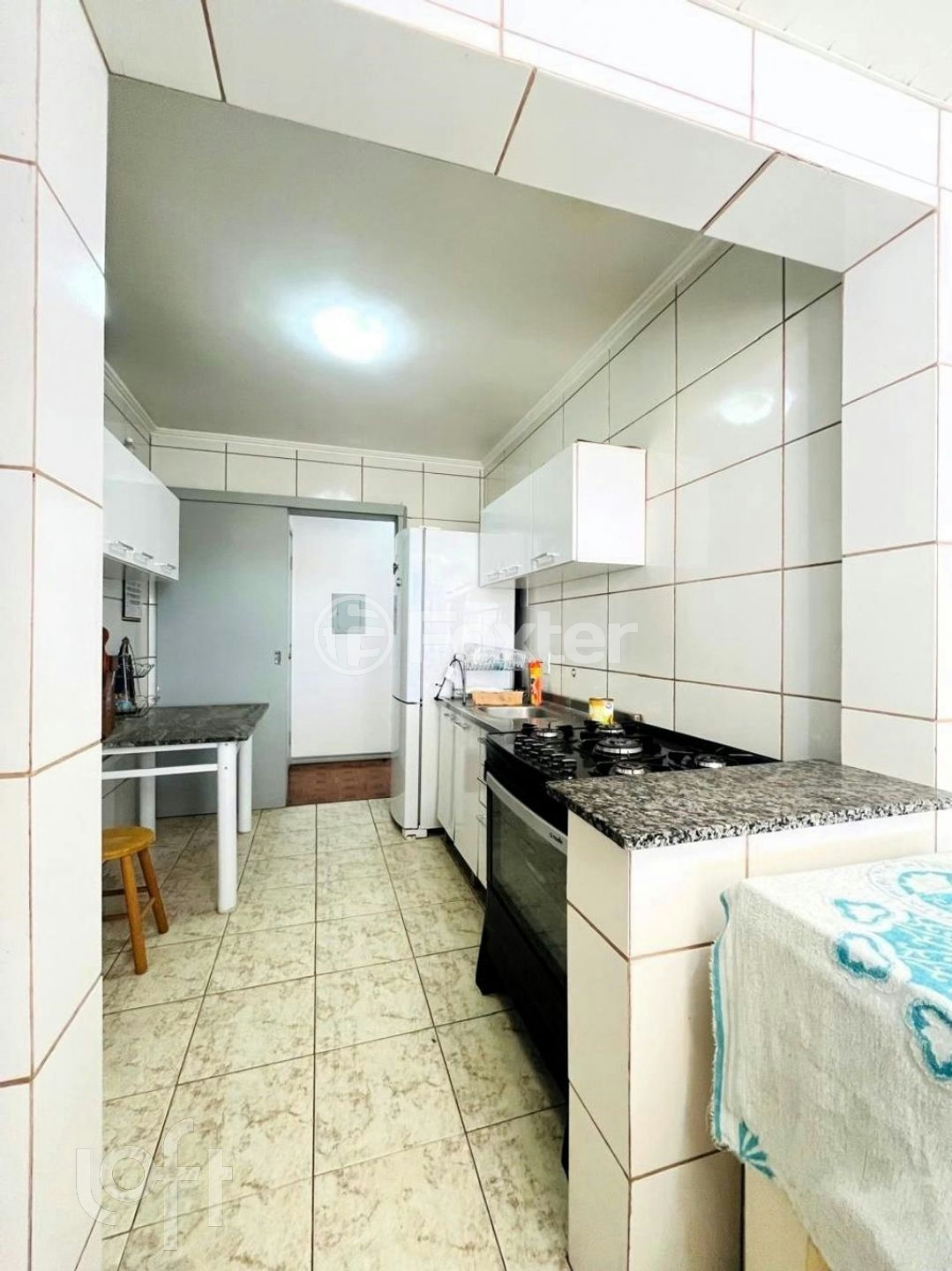 Apartamento à venda com 2 quartos, 70m² - Foto 14