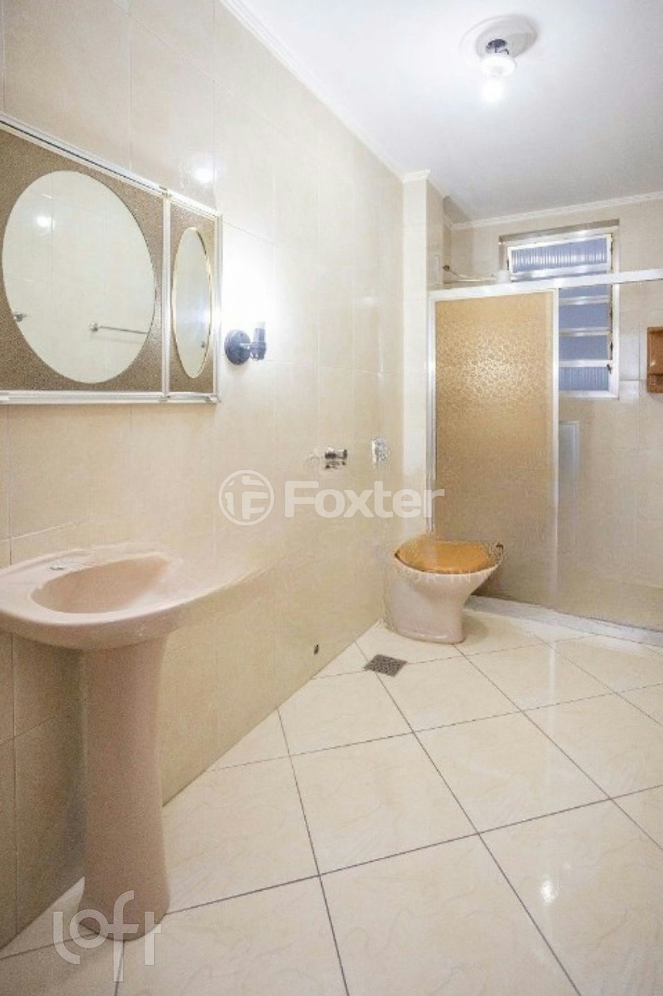 Apartamento à venda com 2 quartos, 74m² - Foto 11