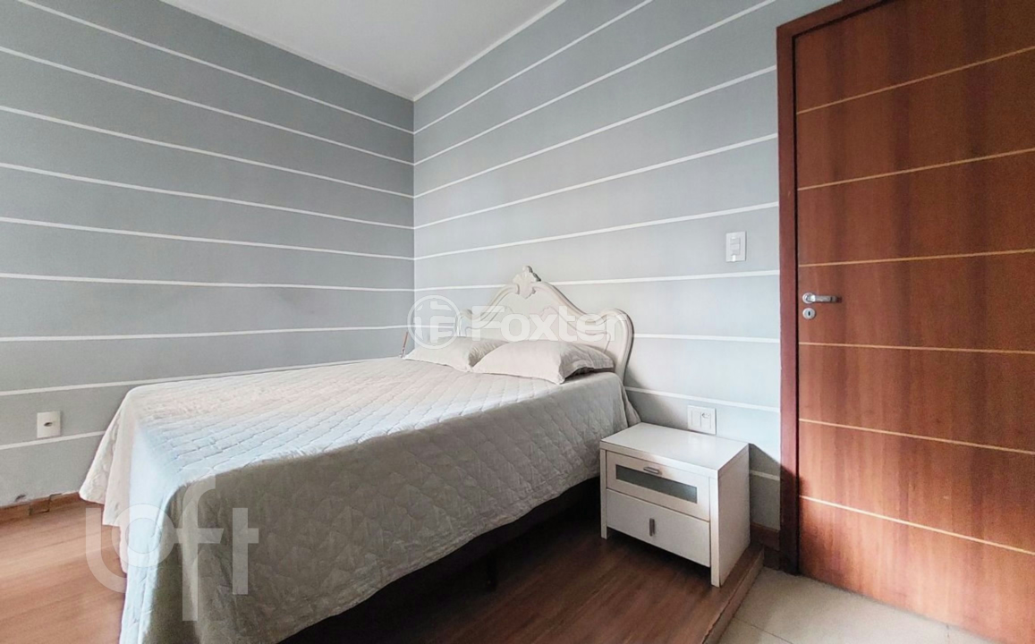 Casa à venda com 3 quartos, 420m² - Foto 8