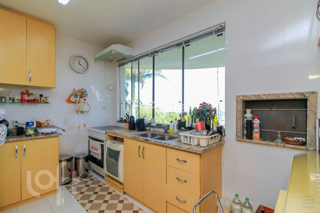 Casa à venda com 3 quartos, 344m² - Foto 8
