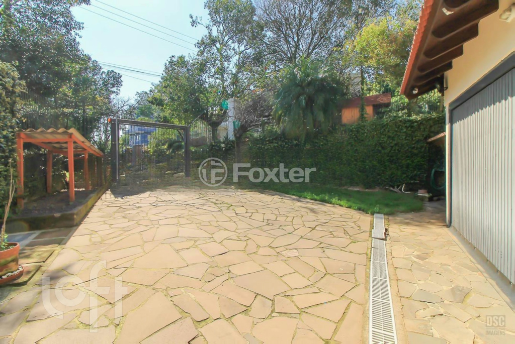 Casa à venda com 3 quartos, 344m² - Foto 33