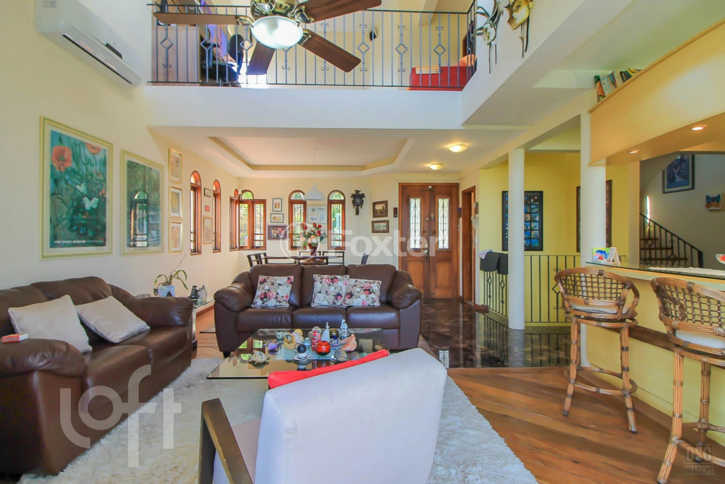 Casa à venda com 3 quartos, 344m² - Foto 2