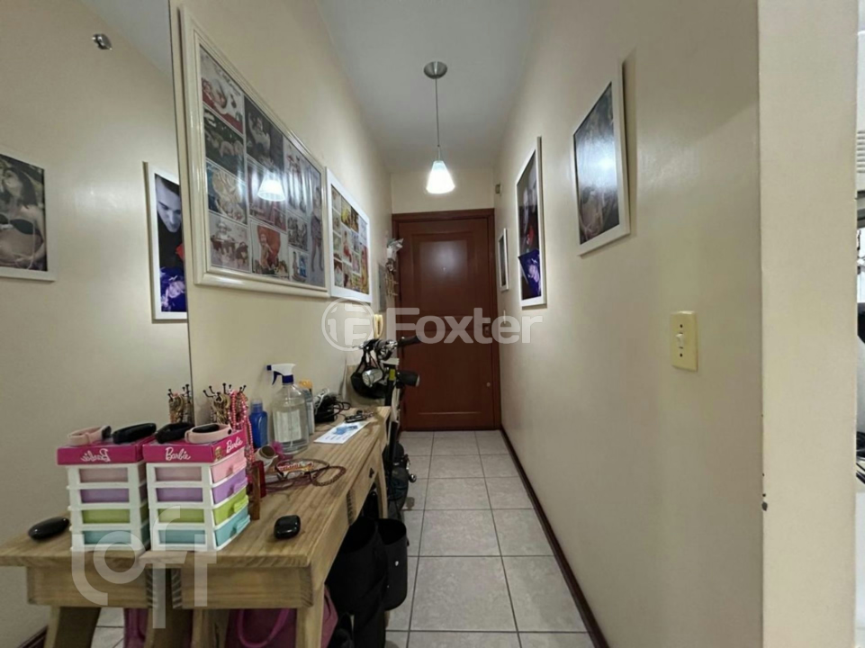 Apartamento à venda com 2 quartos, 64m² - Foto 12
