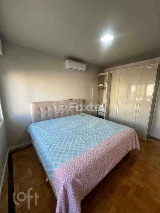 Apartamento à venda com 2 quartos, 73m² - Foto 4