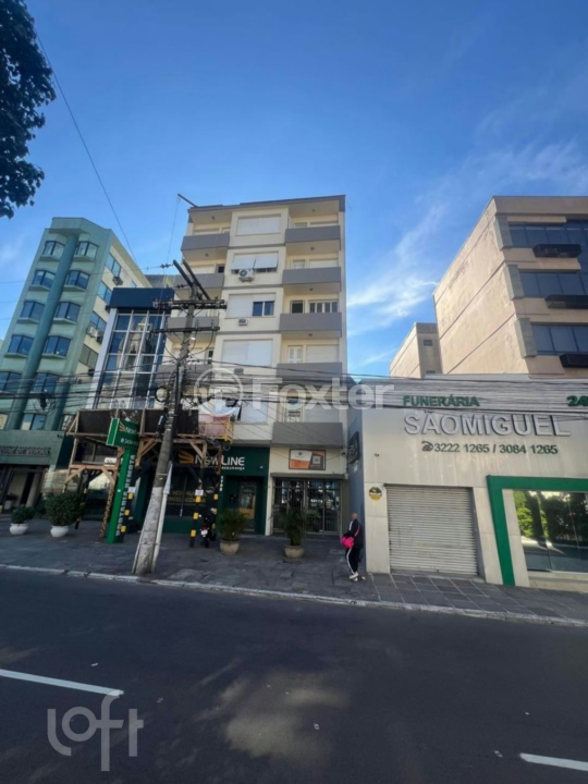 Apartamento à venda com 2 quartos, 73m² - Foto 2