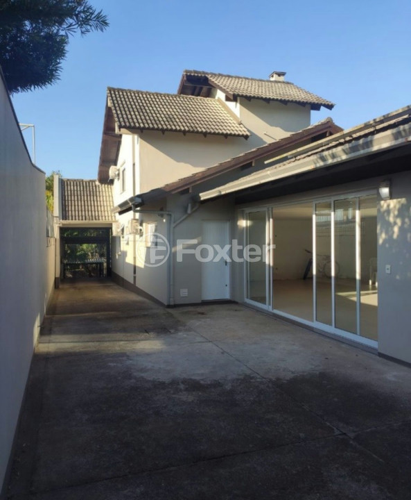 Casa à venda com 3 quartos, 294m² - Foto 26