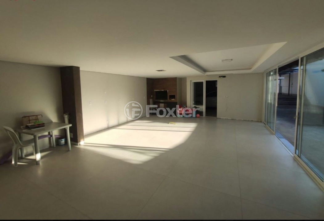 Casa à venda com 3 quartos, 294m² - Foto 3