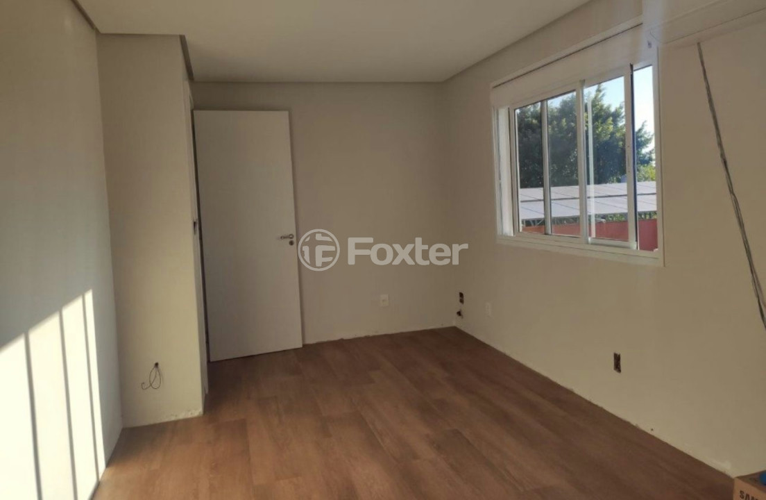 Casa à venda com 3 quartos, 294m² - Foto 7