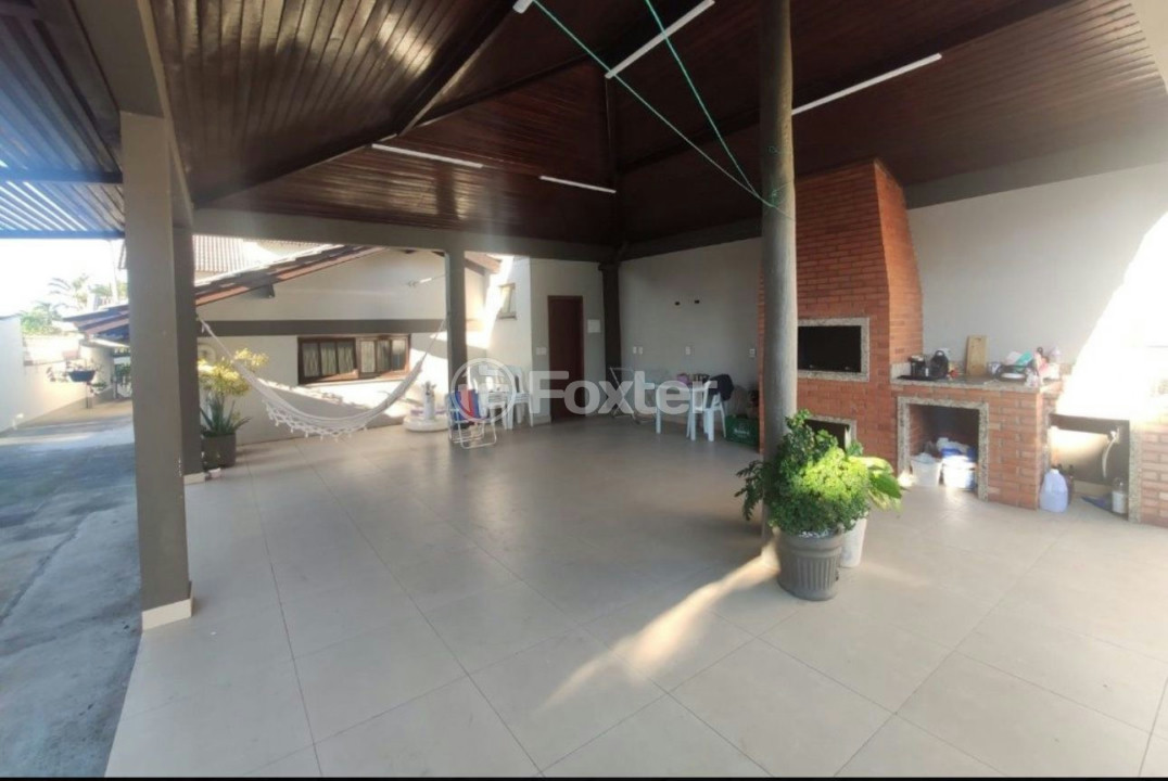 Casa à venda com 3 quartos, 294m² - Foto 19