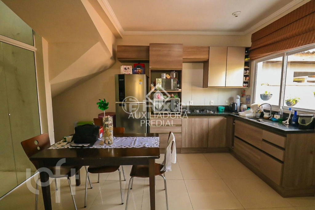 Casa à venda com 4 quartos, 180m² - Foto 32