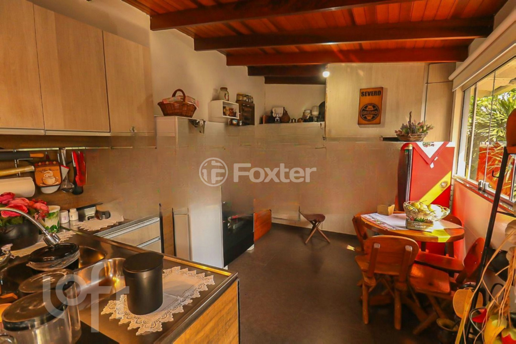 Casa à venda com 4 quartos, 180m² - Foto 30